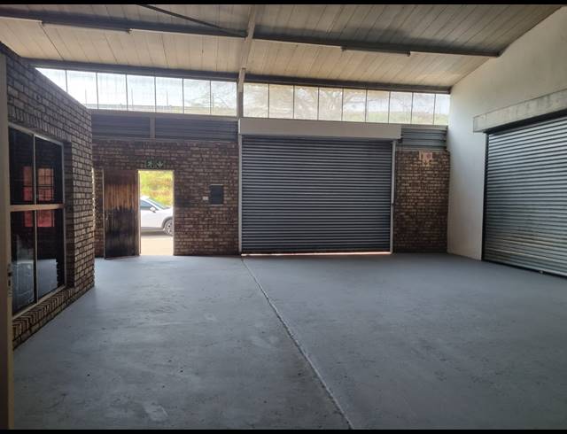 138.40M² WAREHOUSE TO LET IN VINTONIA